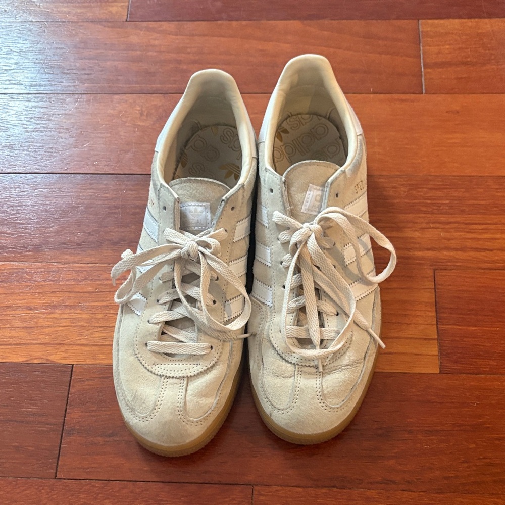 Adidas spezial